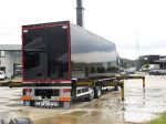 uitschuifbare steunpoten LED truck