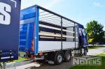 902162 schuifzeilopbouw vrachtwagen met laadlift en aluminium zijborden