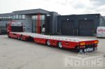 doorladen met vrachtwagen aanhangwagen combinatie