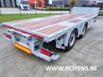 802695 aanhangwagen met meeneemheftruck