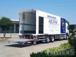 902017 laadbak met laadlift distributietransport