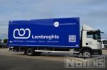 902080 gesloten laadbak met laadlift distributietransport vrachtwagen
