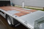 902122 getrokken staalplaat antislip achteraan gatenpatroon ladingzekering midden van laadvloer