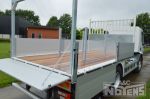 902139 kraanopbouw met open laadbak vrachtwagen