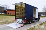 902160 laadbak MET LAADLIFT OP MERCEDES SPRINTER