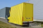 902163 vrachtwagen iveco daily met schuine lastendrager
