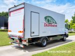 902201 GEÏSOLEERDE OPBOUW LAADBAK MET ROLLUIK LAADLIFT